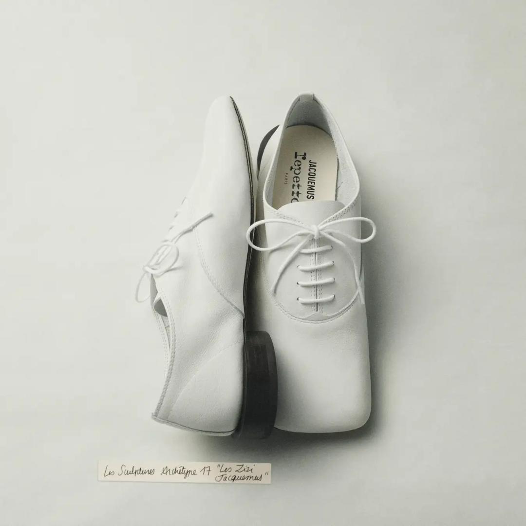鷹*様 Zizi Jacquemus x Repetto ジャックムス　レペット レペット】「Jacquemus」とのコラボレーションシューズ『Zizi