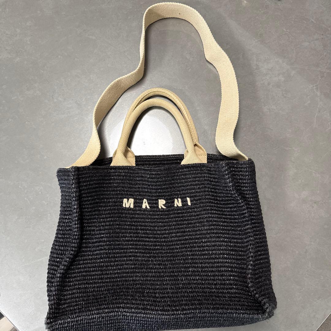 MARNI ミディアムバスケット トートバッグ カゴバッグ MARNI（マルニ） かごバッグ バスケット マイクロサイズ ウォーブン製