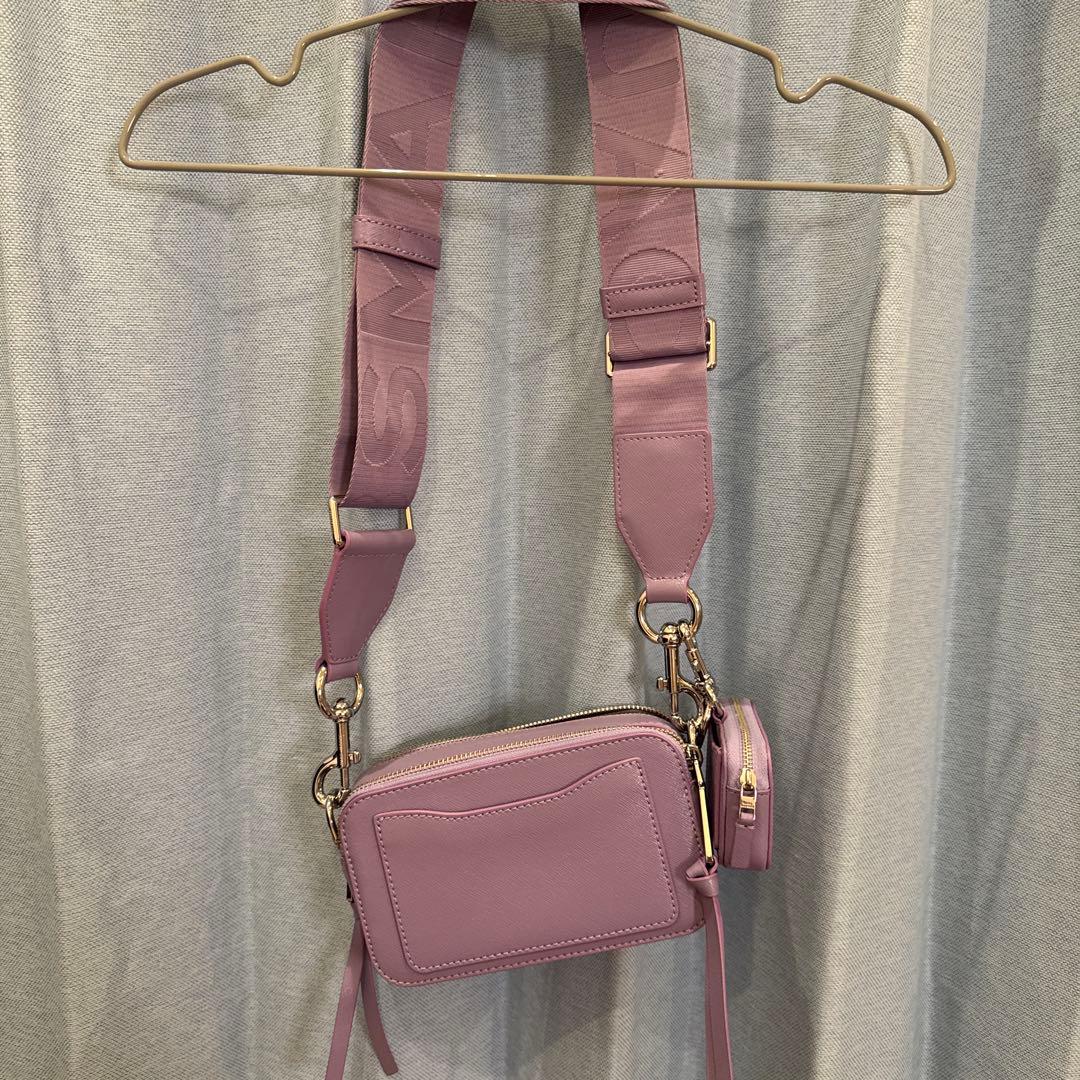マークジェイコブス 薄紫 スマホショルダーバッグ