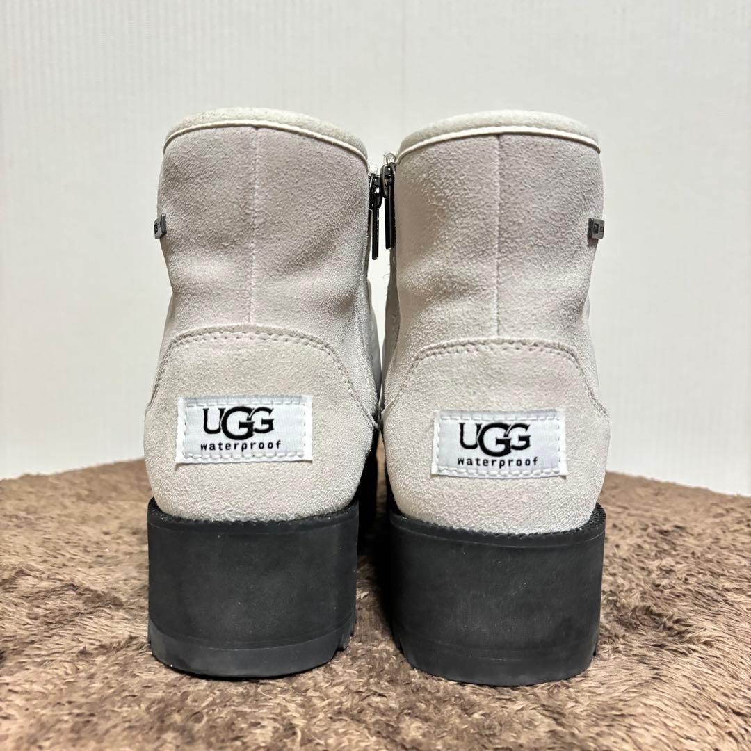 読様 UGG W RIDGE MINI ブーツ 厚底 防水 DRY TECK - メルカリ