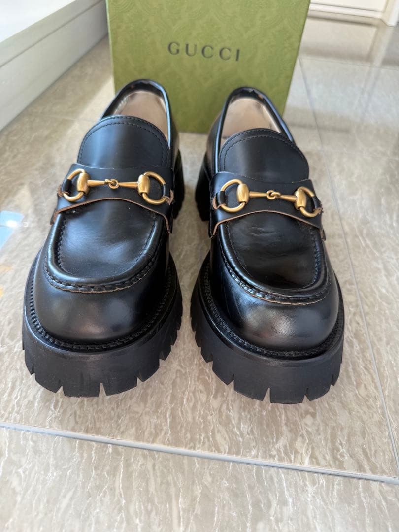GUCCI ブラックローファー厚底 ブラック 39サイズ - メルカリ