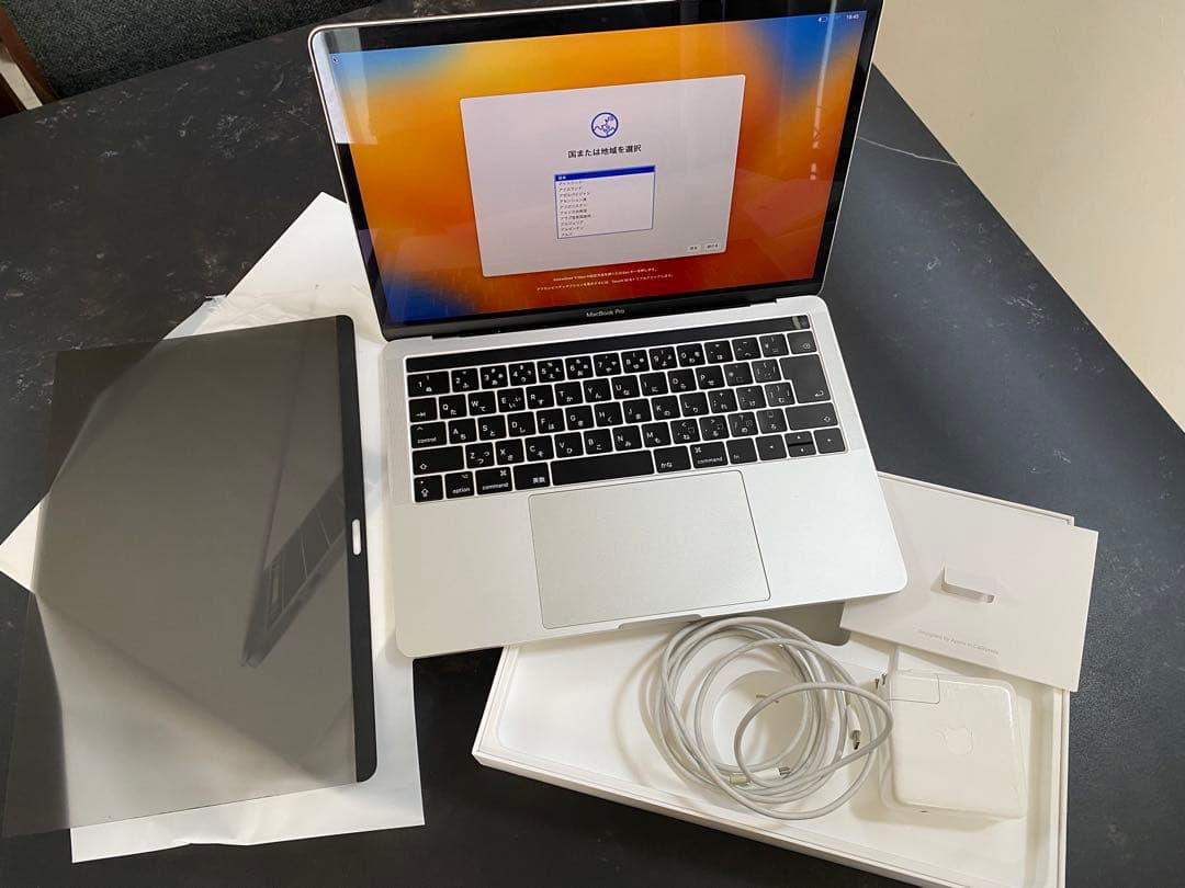 充電回数160回 MacBook Pro Retina 13.3インチi5 MacBook Pro 13 インチ (2019) スペースグレイ - Core i5 1.4 GHZ