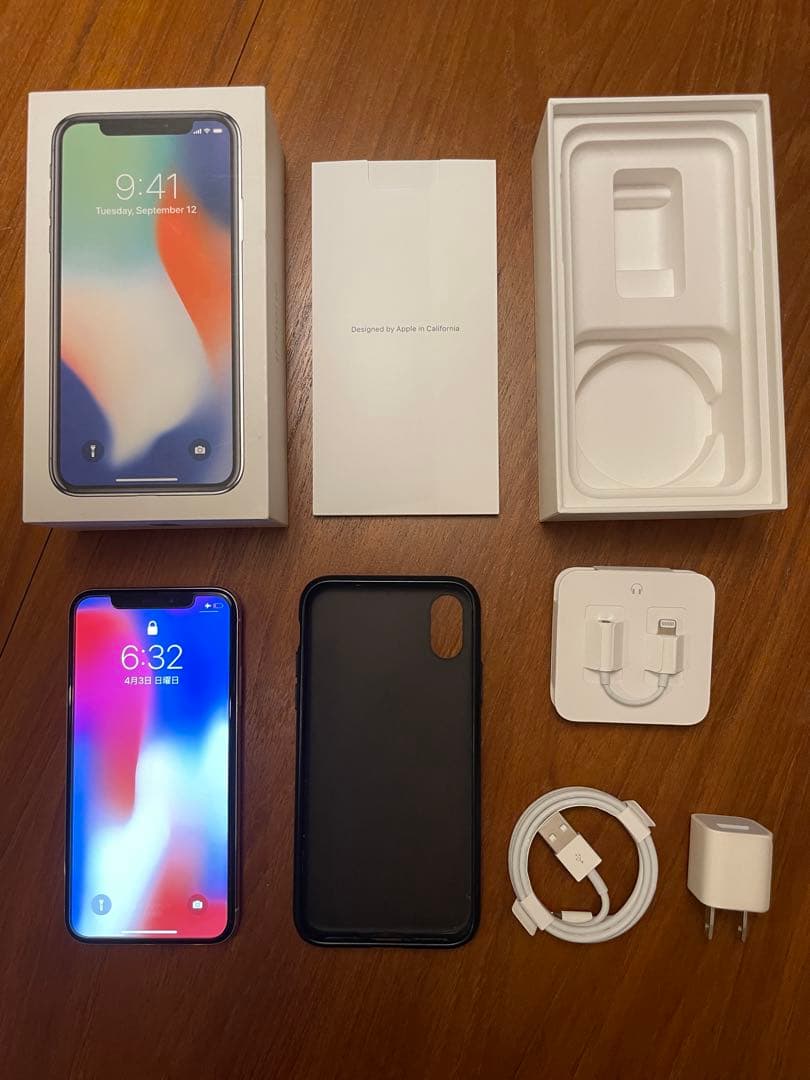 Apple iPhone X シルバー 64GB 本体 Amazon.com: Apple iPhone X, 64GB Unlocked - Silver : Cell Phones