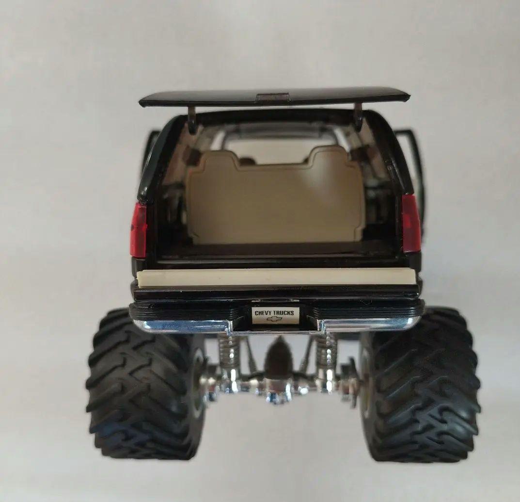 シボレーモンスターバン ミニカー