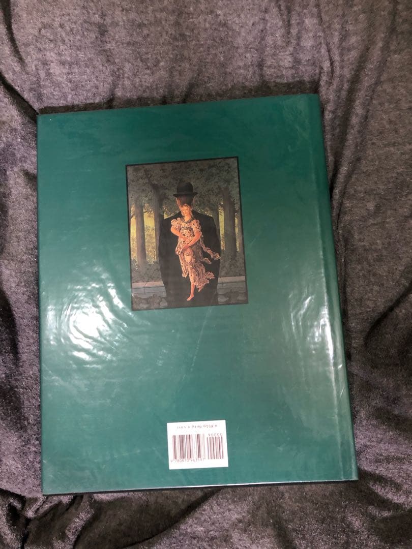 希少・美品 Rene Magritte 1898-1967 Abrams 英語版 - メルカリ