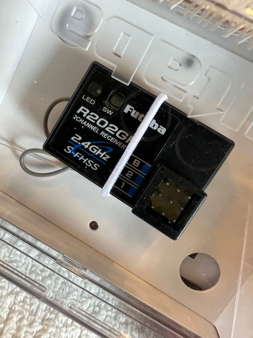 Futaba R202GF 2.4GHz 受信機 - メルカリ