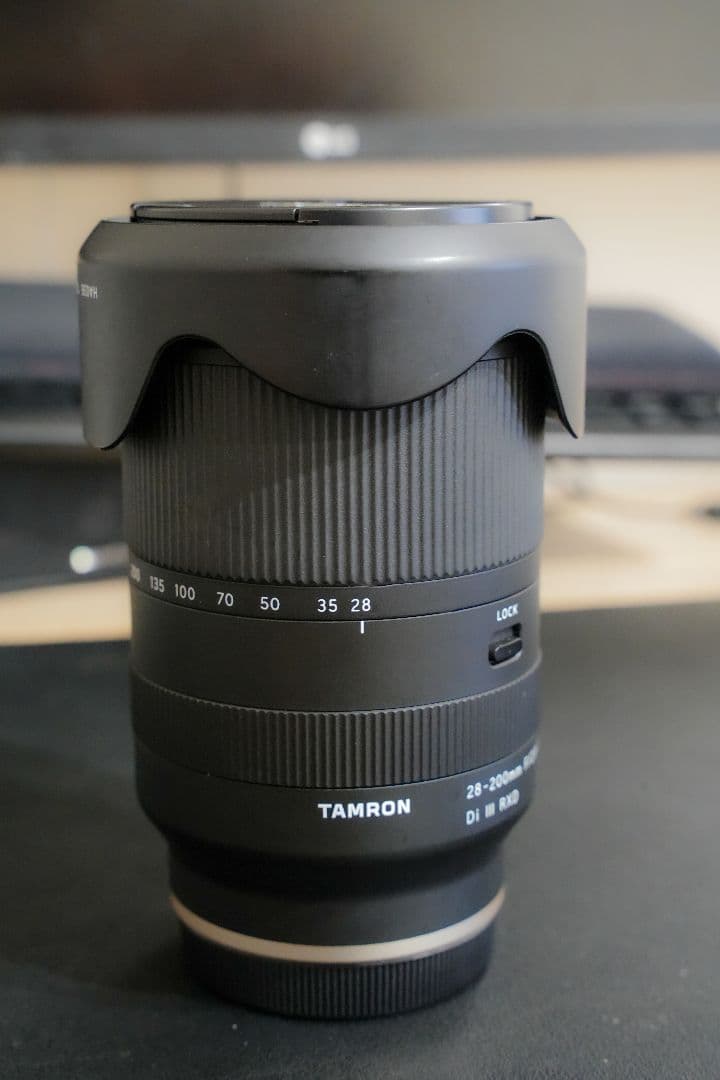 Tamron 28-200mm F2.8-5.6 ソニーEマウント（おまけ付き）