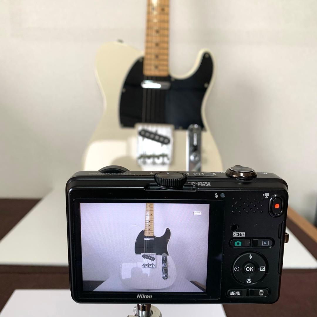 《値引出品》 Nikon COOLPIX S1200pj カメラ　 【中古美品】