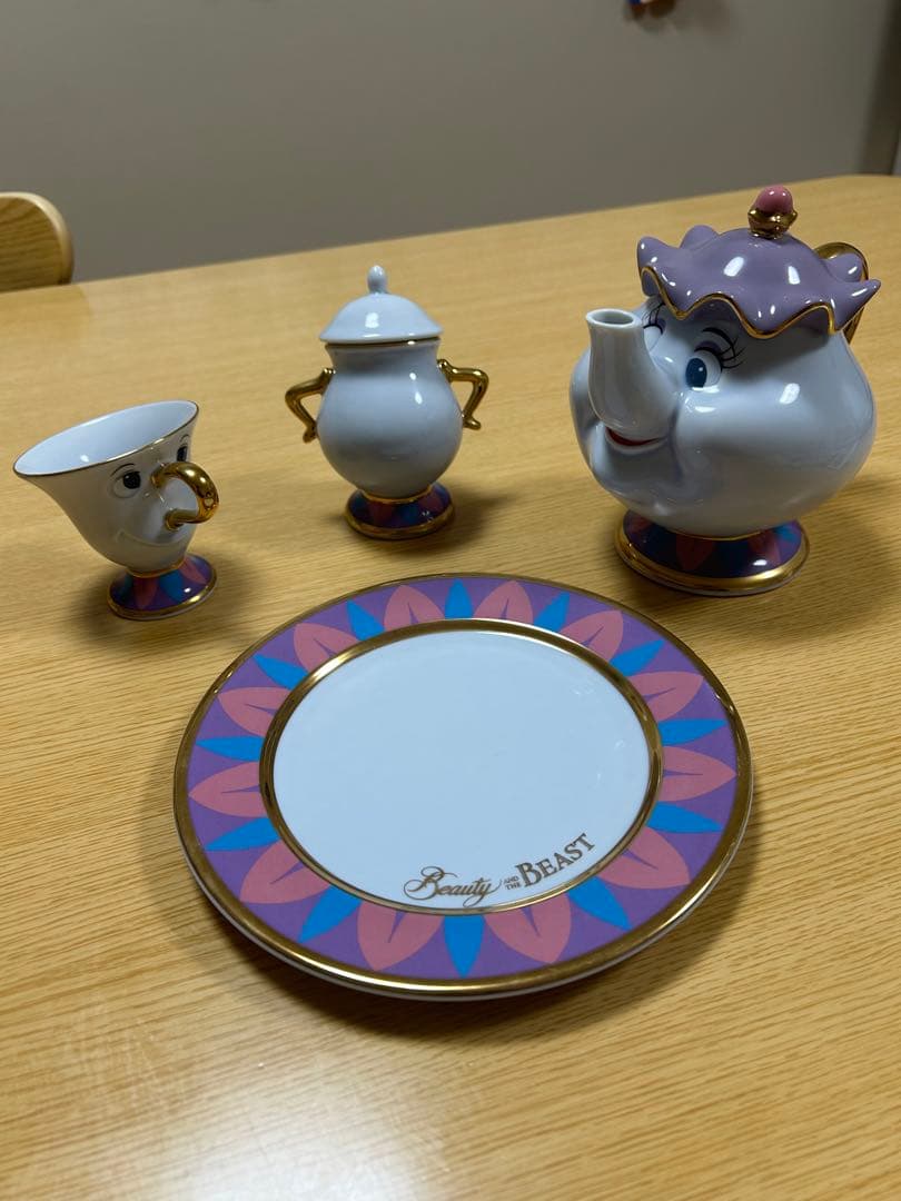 レア 東京ディズニーランド ポット夫人 チップ セット Amazon｜ディズニーリゾート限定発売 『美女と野獣』ポット夫人と
