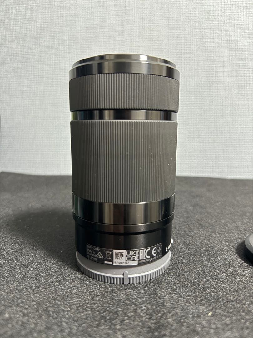 ソニー E 55-210mm F4.5-6.3 OSS レンズ(社外ケース付き)