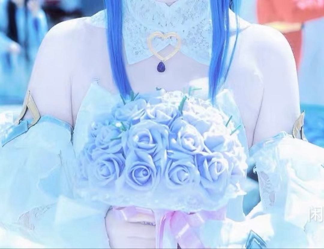 ウェッグ、道具付き】League of Legends コスプレ衣装 ソナ L - メルカリ