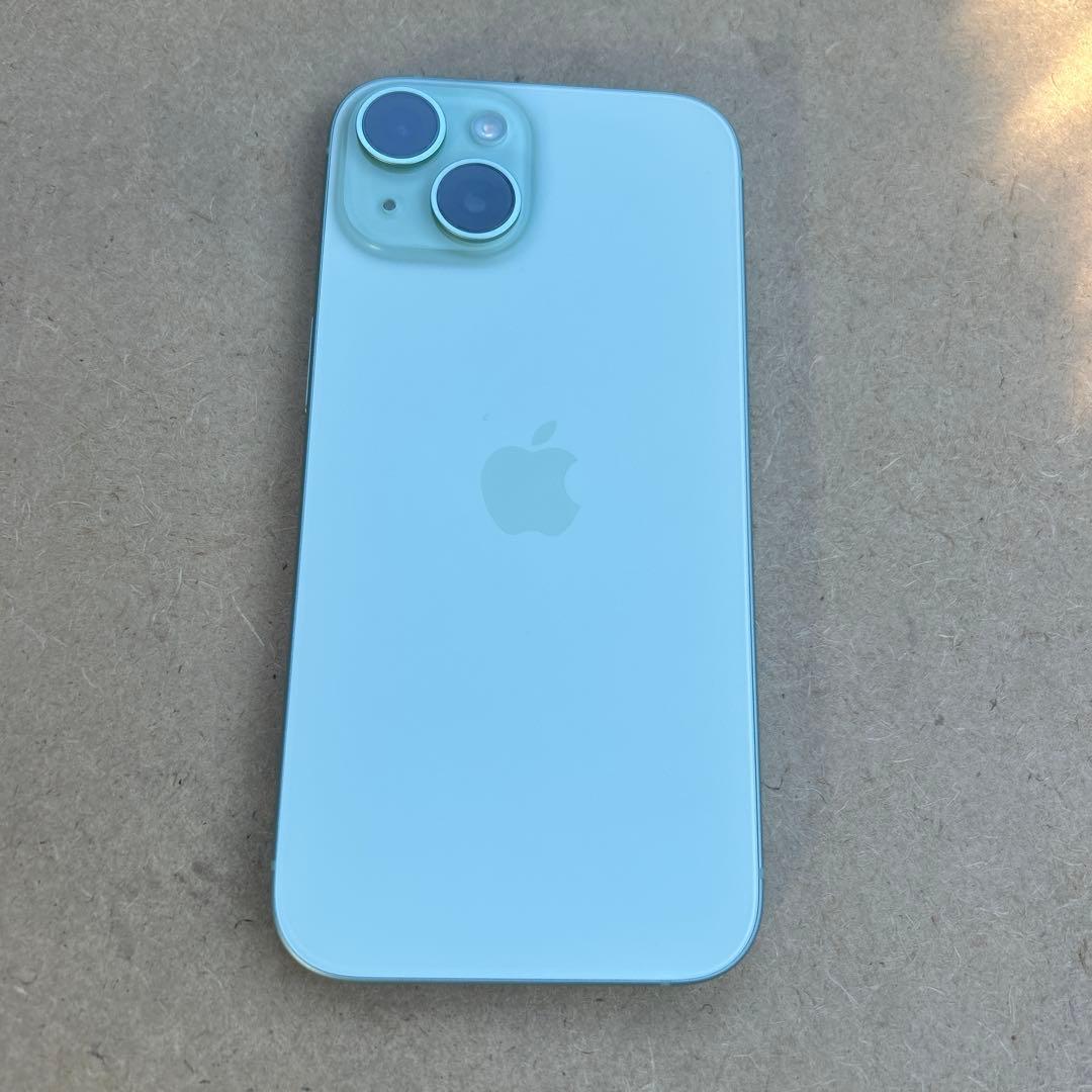 Apple iPhone 15 正規品 美品 バッテリー残量100% 箱無し｜Apple iPhone