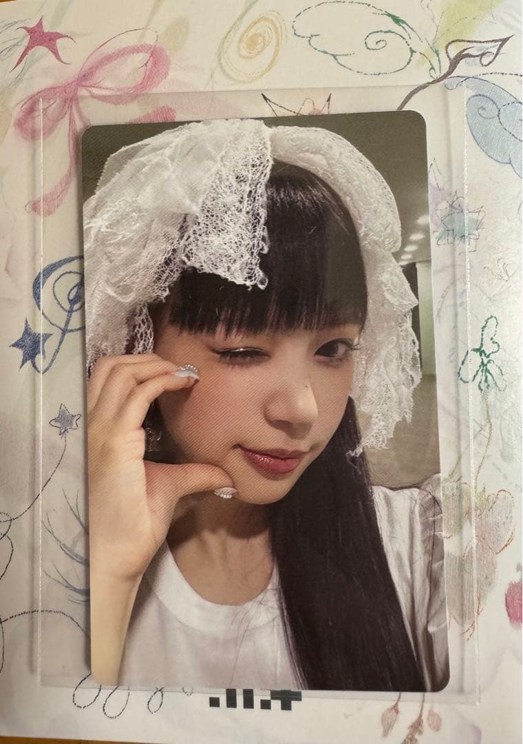 ILLIT アイリット モカ MOKA Weverse トレカ 1 - メルカリ