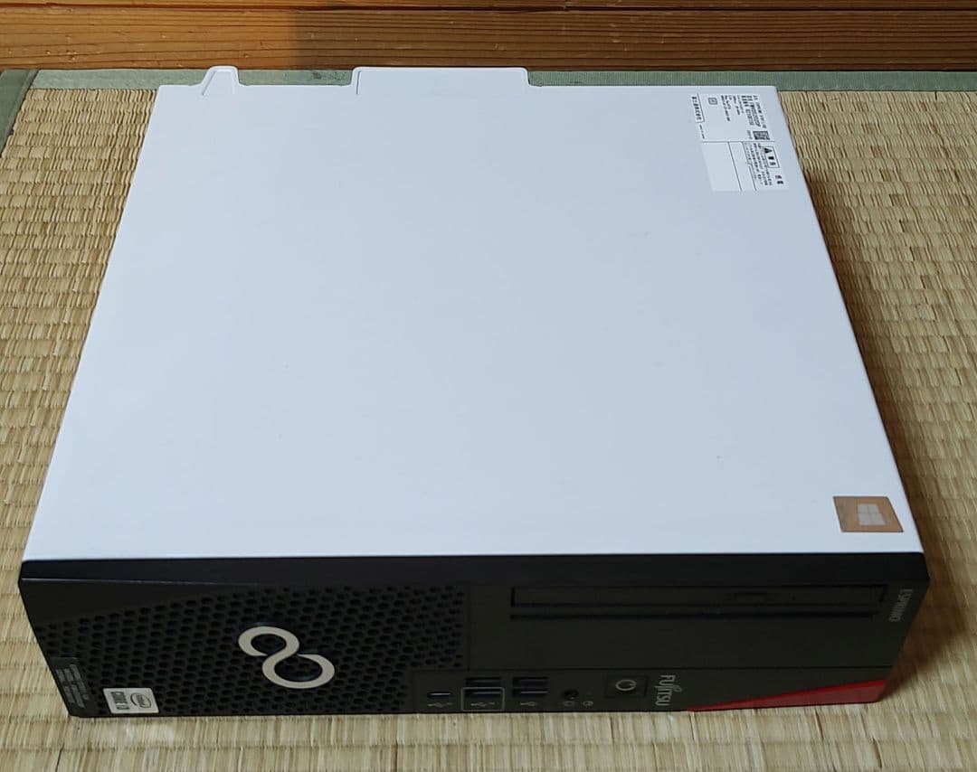 富士通 FUJITSU ESPRIMO D7011/GX - メルカリ