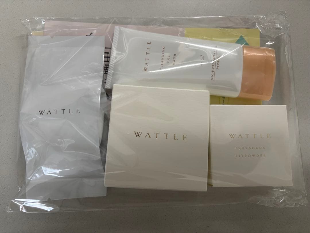 WATTLE ワトルクッションファンデ パウダー クレンジングジェル ４点セット 楽天市場】【リフィル単品】【ホコニコ公式販売店】 wattleクッション