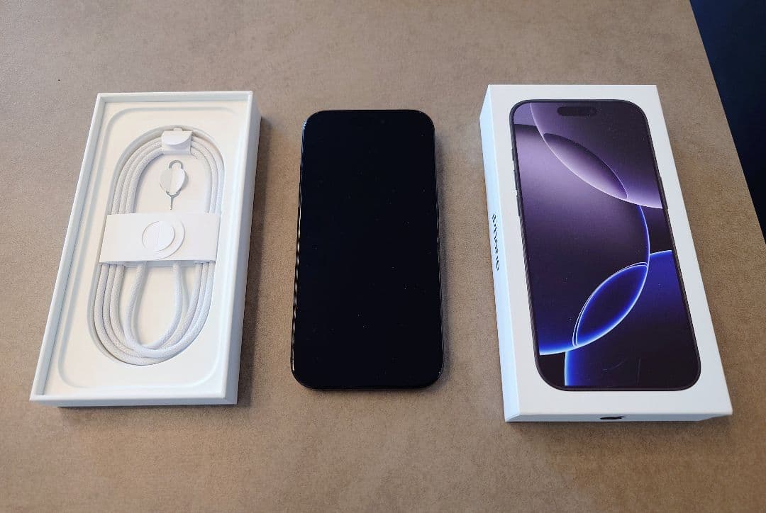 Apple iPhone 16Pro 256G ブラック 本体 100% Amazon.com: Apple iPhone 16 Pro, US Version, 256GB, Black Titanium