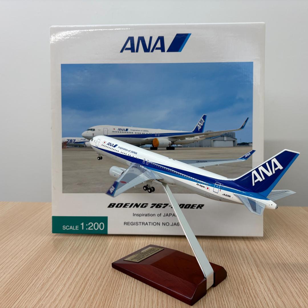 《花》ANA BOING 767-300ER JA619A 1:200