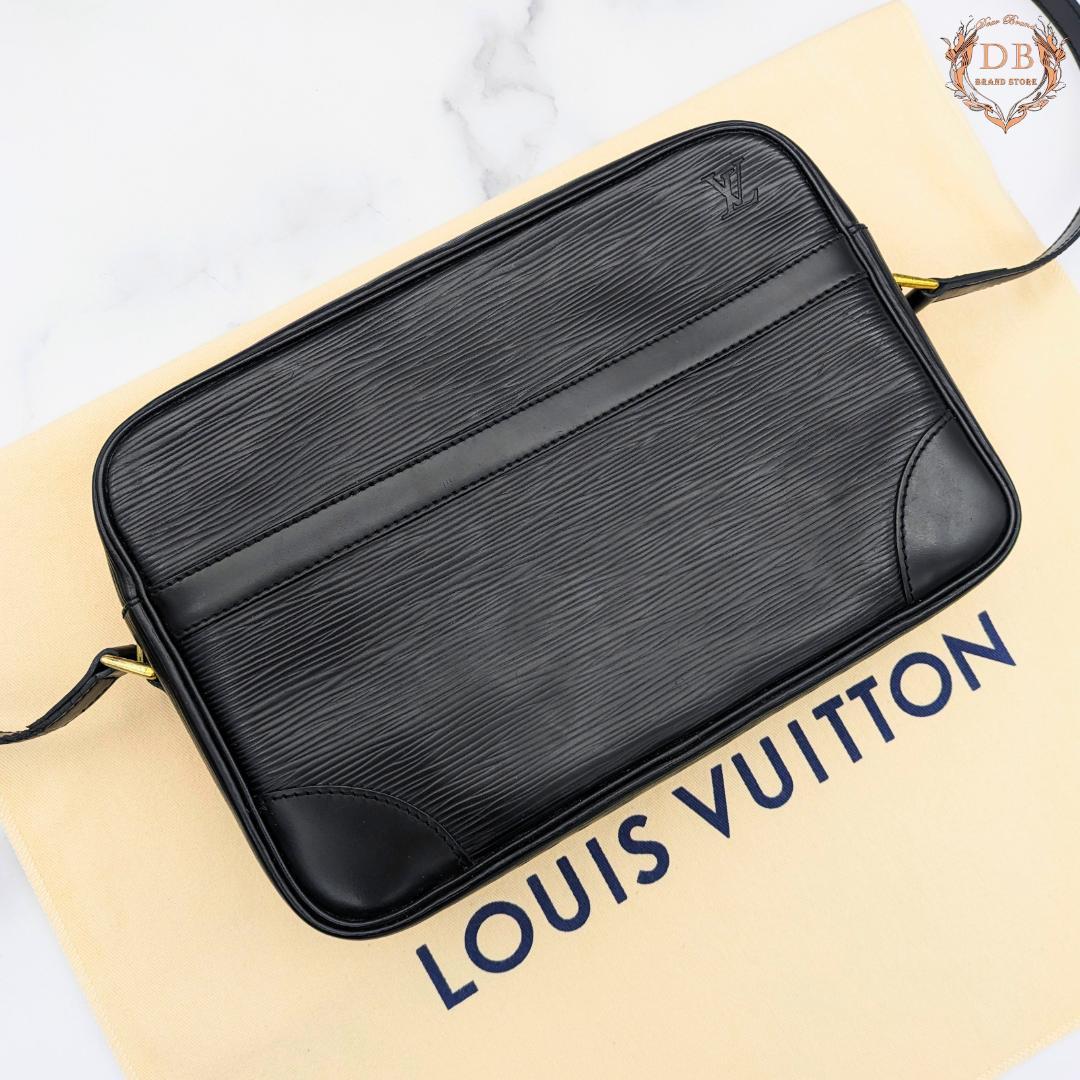 ルイヴィトン エピ トロカデロ27 ブラック ショルダーバッグ ゴールド金具