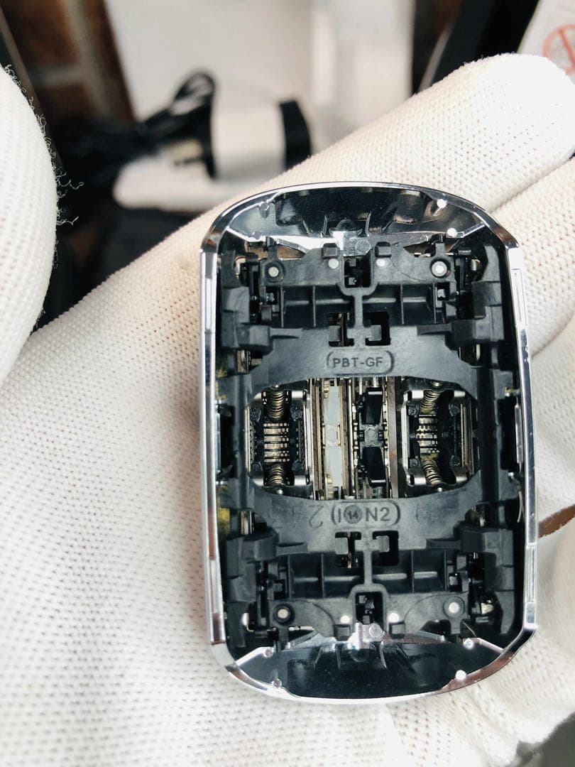 【美品】ブラウン シリーズ9 9375cc -Vメンズ電気シェーバー