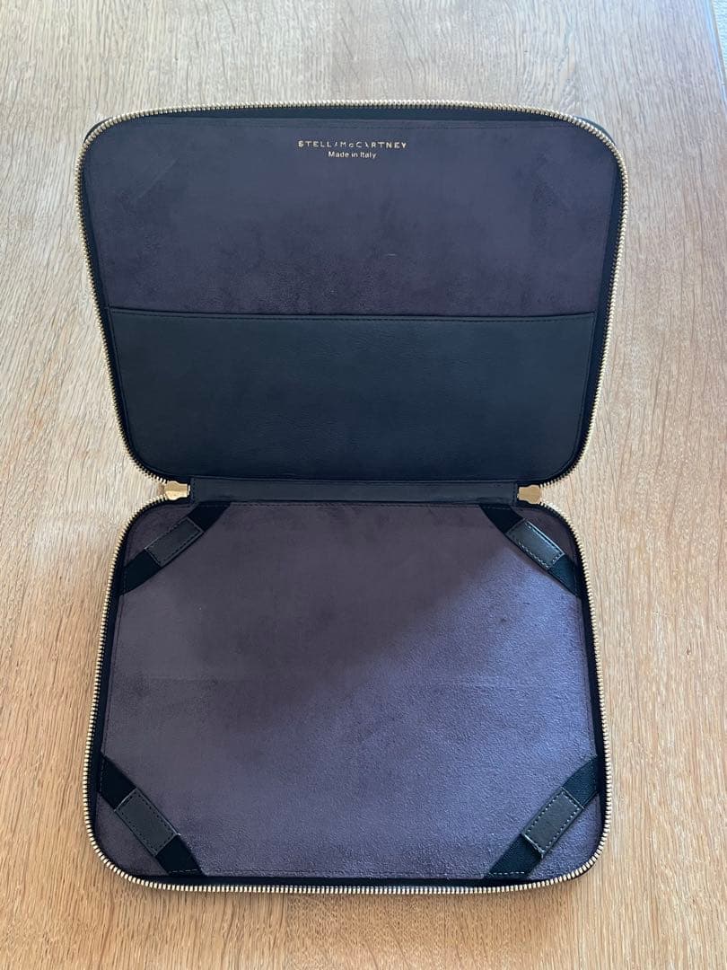 ステラマッカートニー iPadケースの通販はau PAY マーケット - 輸入
