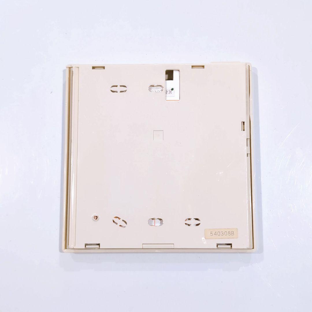 2495 サンヨー? D-RCS-SH80A 業務 エアコン リモコン - メルカリ