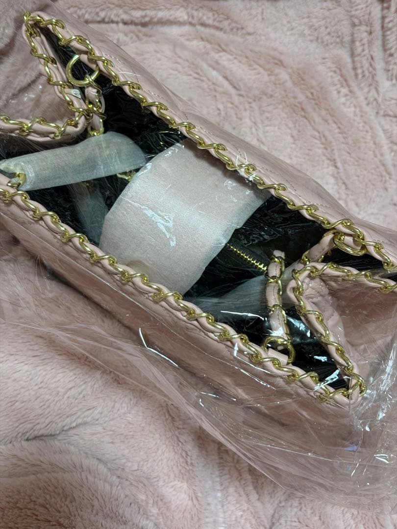 CHANELトートバッグキルティングピンクノベルティ - メルカリ