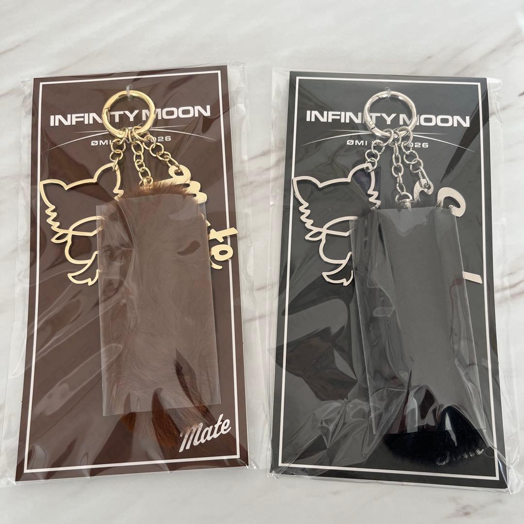 ØMI LIVE TOUR2026 INFINITY MOON バッグチャーム - ミュージシャン買う