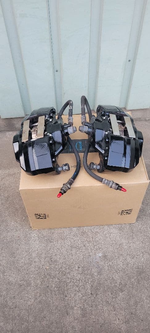 よしつね　STI ブレーキキャリパー ブレンボ黒2個セット STI エスティーアイ ブレンボブレーキキット WRX VA アプライド:A/B/C