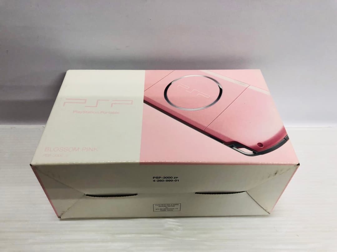 ★未使用品★極美品ブロッサム・ピンク (PSP-3000ZP)生産終了　訳