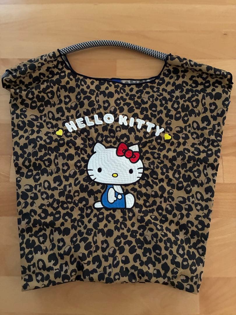 ボールアンドチェーン ハローキティ ヒョウ柄 - メルカリ