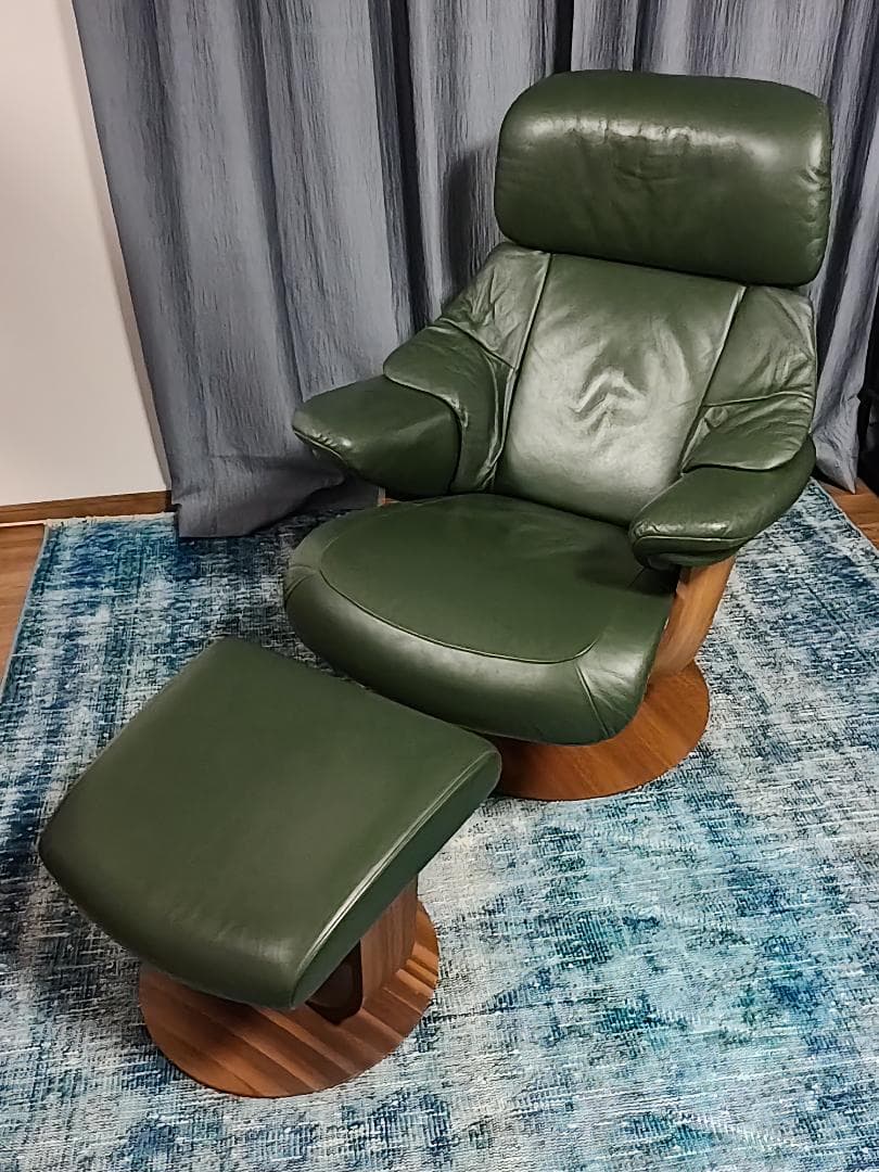 カリモク ザ ファースト / リクライニングチェア(M) RU7350 リクライニングチェア(M) RU7350 ダークグリーン ウォールナット