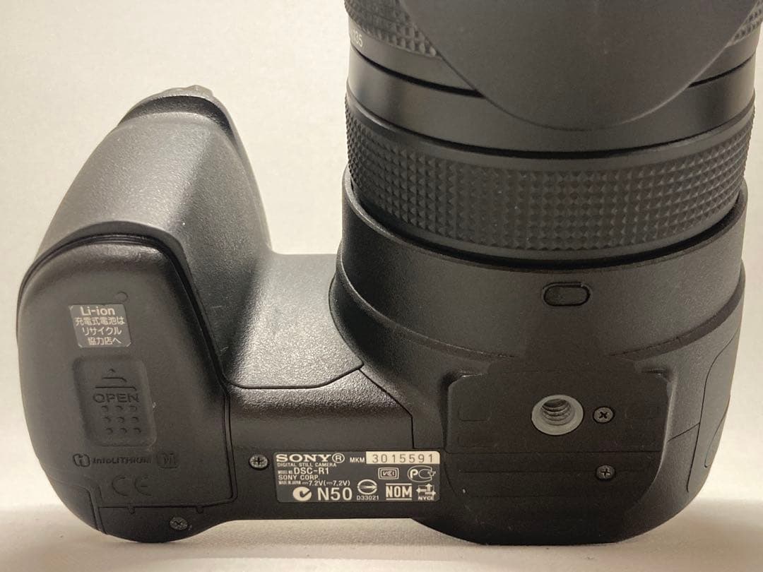 美品 SONY Cyber-shot DSC-R1 撮影例有 l01a273dd - メルカリ