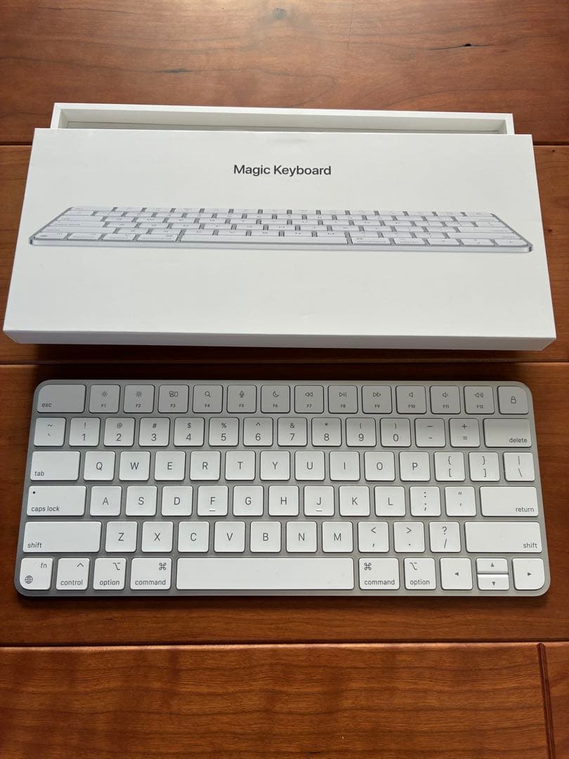 Apple Magic Keyboard ホワイト 本体 Buy APPLE iPad Pro 13