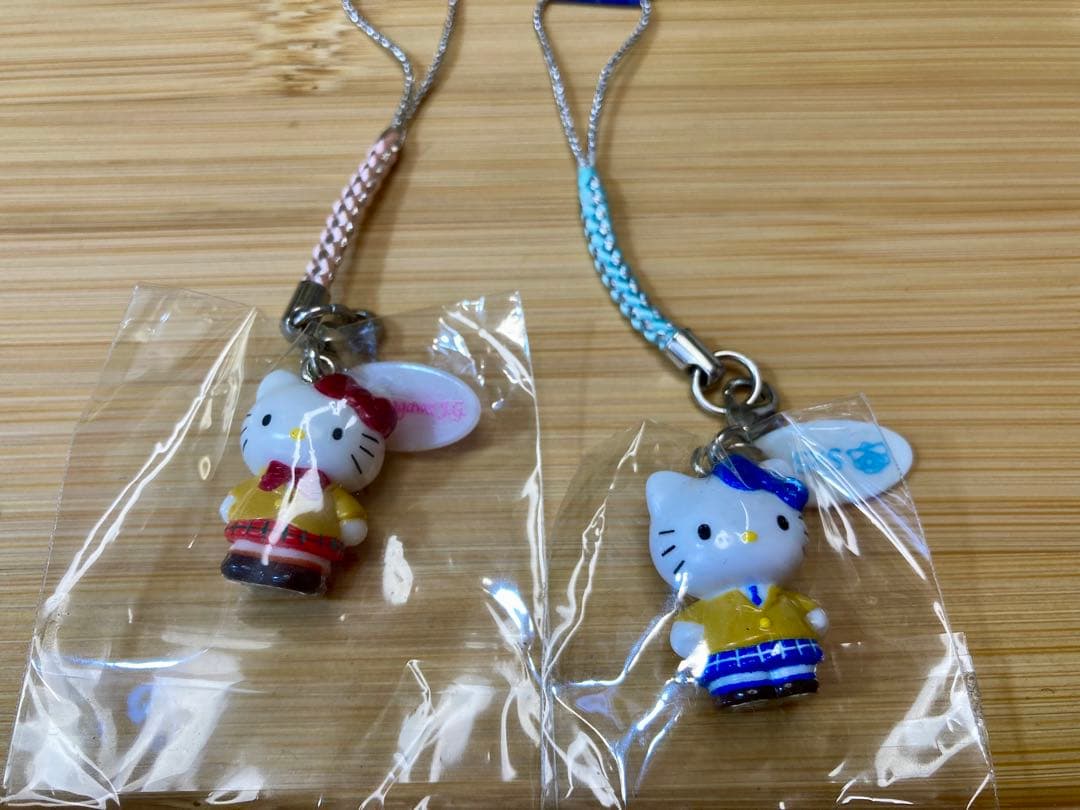 ハローキティ ご当地オリジナル根付け 品川女子学院 白ばら祭記念限定