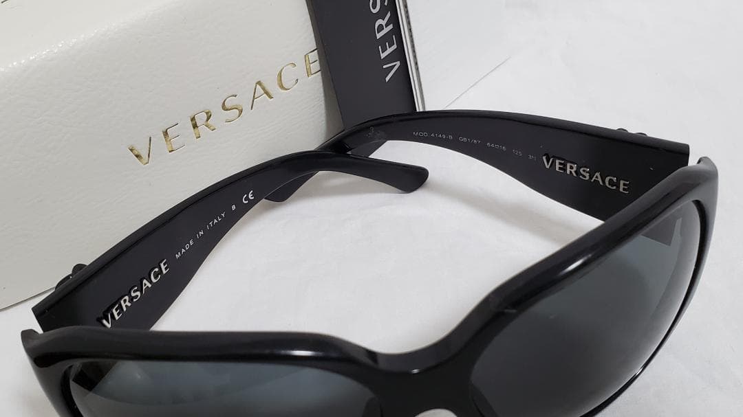 正規レア ヴェルサーチ ローズ ビジュー フラワーアートサングラス黒