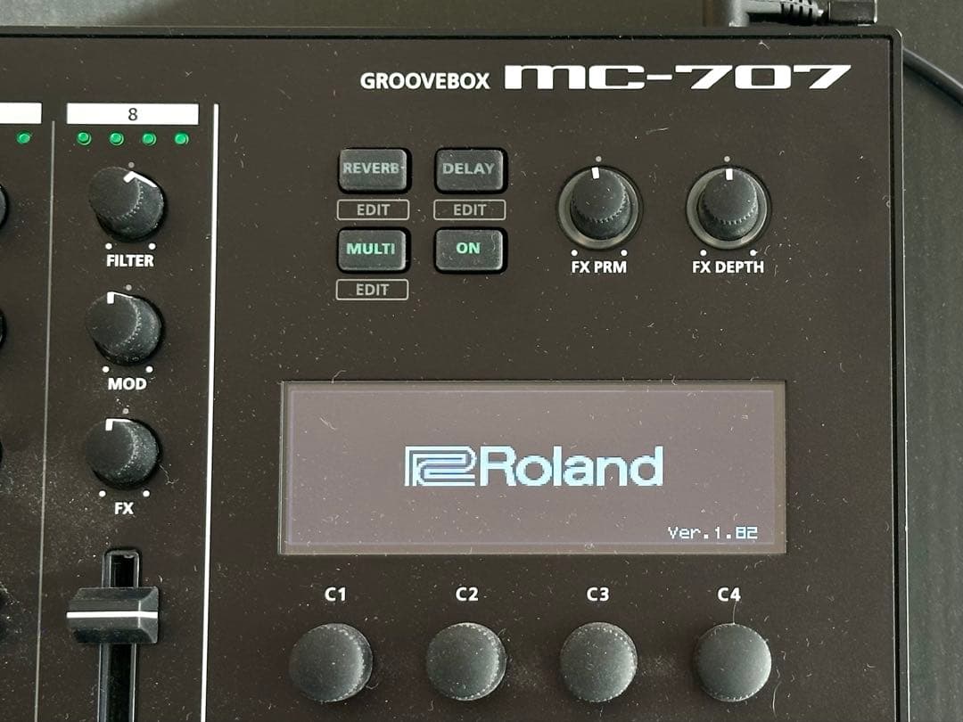 Roland MC-707 (Ver.1.82) SDカード付きの通販はau PAY マーケット