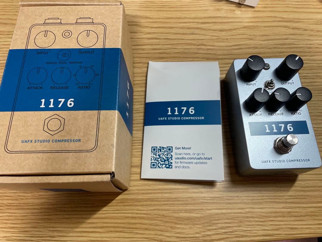 ギター UAFX 1176 compressor Universal Audio UAFX 1176 Studio Compressor Effects Pedal - Silver