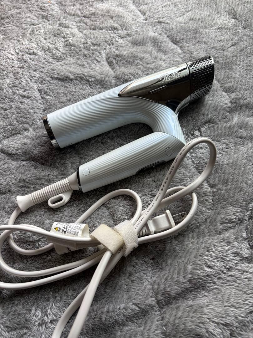 ReFa リファ ドライヤー ジャンク品 |スイッチ反応不安定 押せば動く時