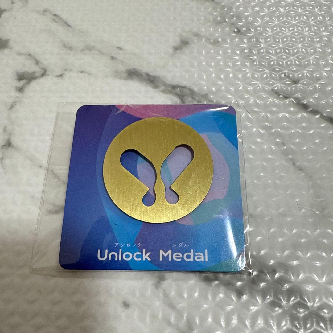 非売品》パナソニックパビリオン 万博 ノモの国 ピンバッジ - メルカリ