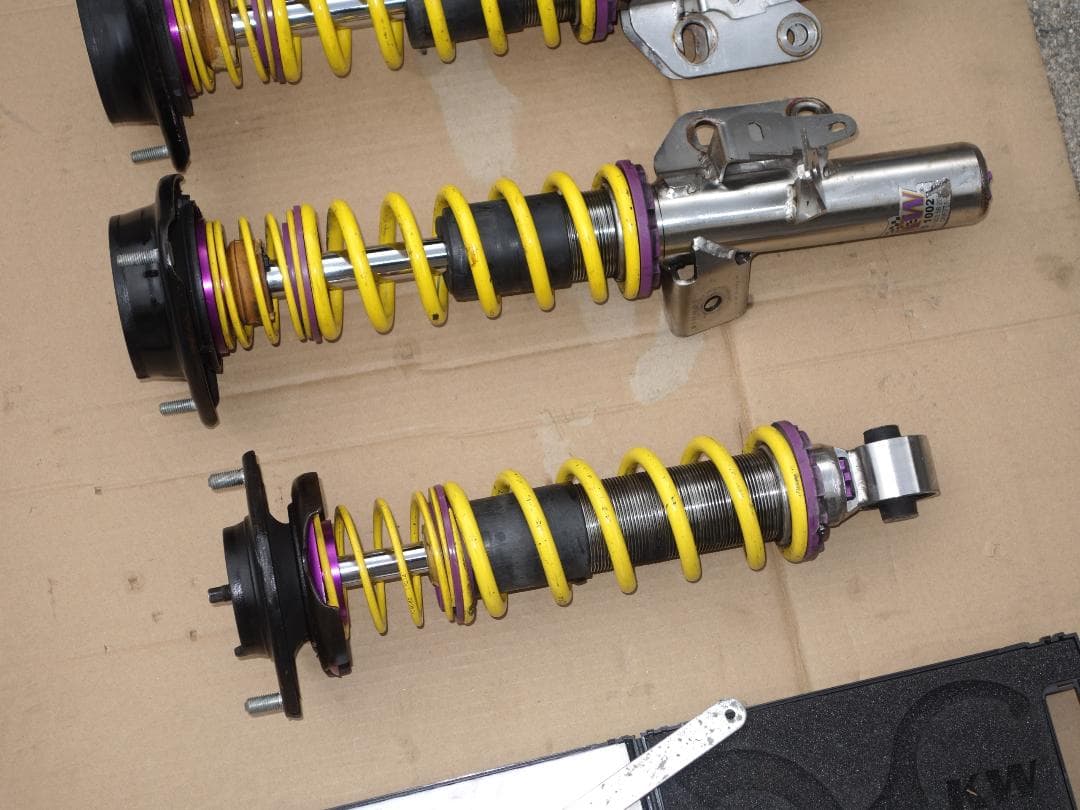 走行小 2WAY KW V3 車高調 brz zn6 86 zd8 zn8 - メルカリ