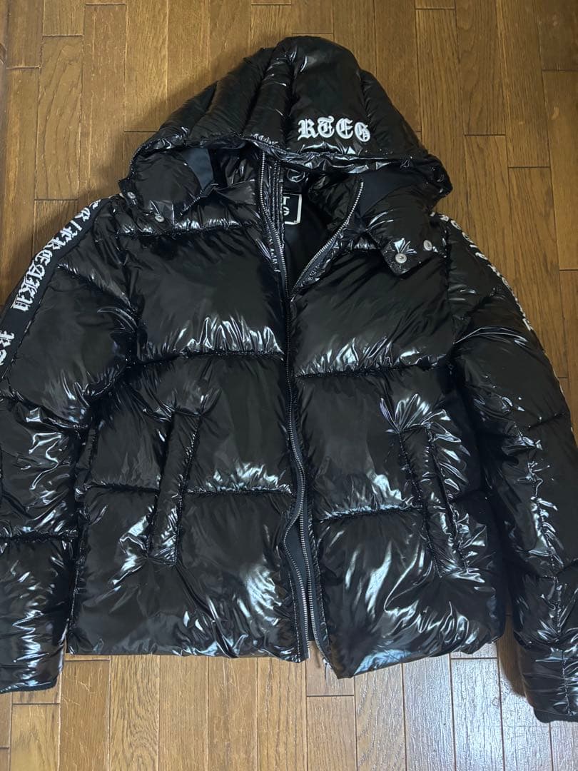 RTCEG フード付きダウンジャケット ブラックアダムスジャグラー ダウン