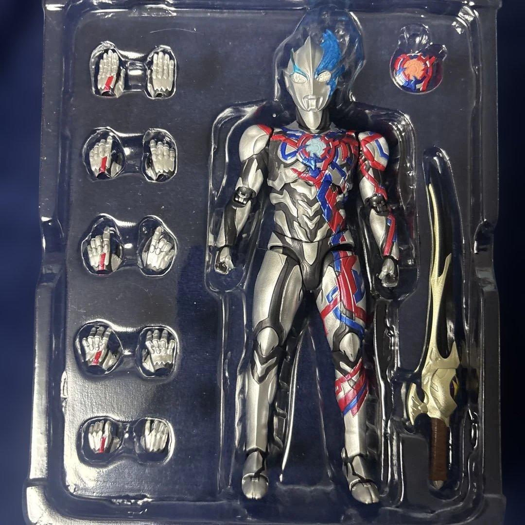 S.H.Figuarts ウルトラマンブレーザー セット