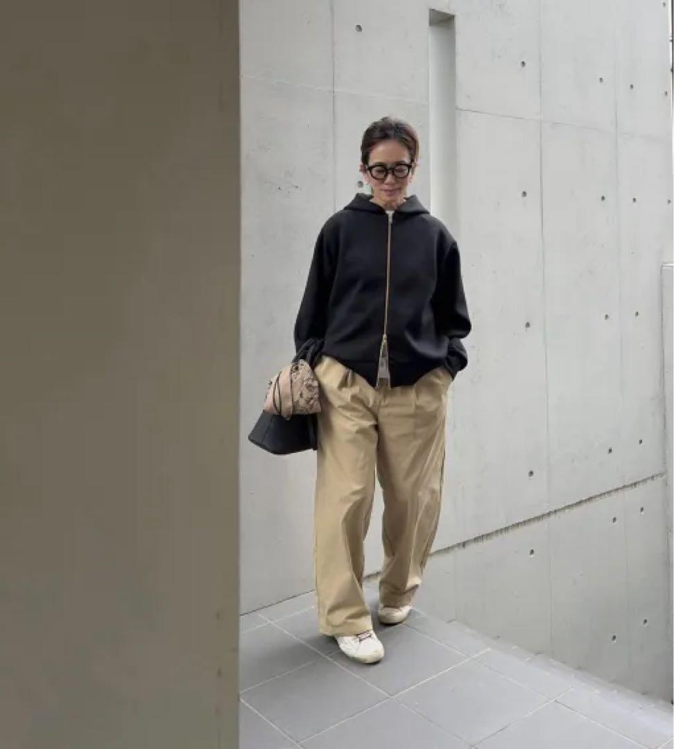 完売 JULY NINE チノパン ベージュ　Mサイズ　試着のみタグ付き タグ付き 試着のみ チノパン ベージュ Mサイズ july nine タグ付き