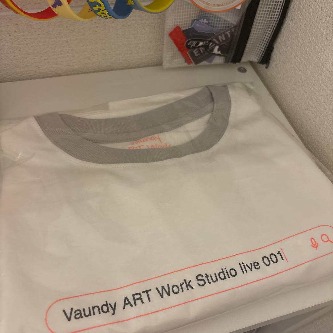 Vaundy ライブハウスツアーTシャツ 東京 - メルカリ