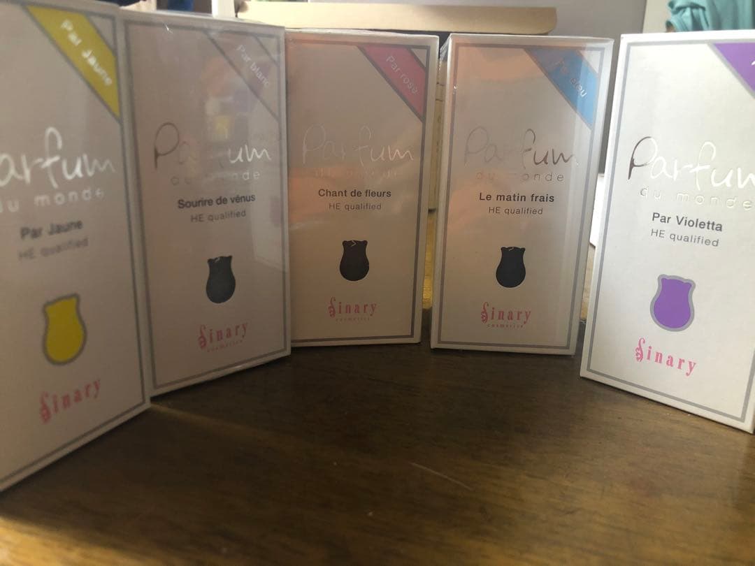 ハナ パルファンブルー&ヴィオレッタ ハナ パルファンブルー&ヴィオレッタ ハナ パルファンブルー