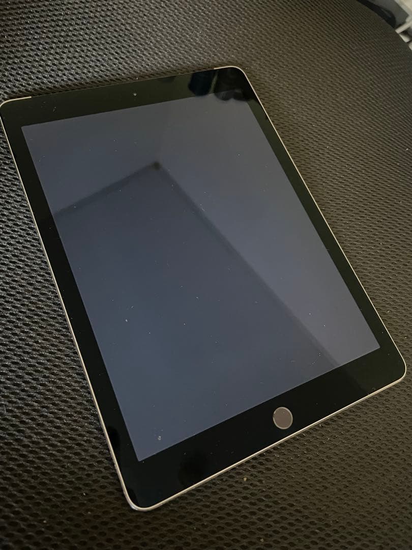 Apple iPad Air 2 64GBモデル シルバー Amazon.com : Apple iPad Air 2 MH2N2LL/A (64GB, Wi-Fi + Cellular