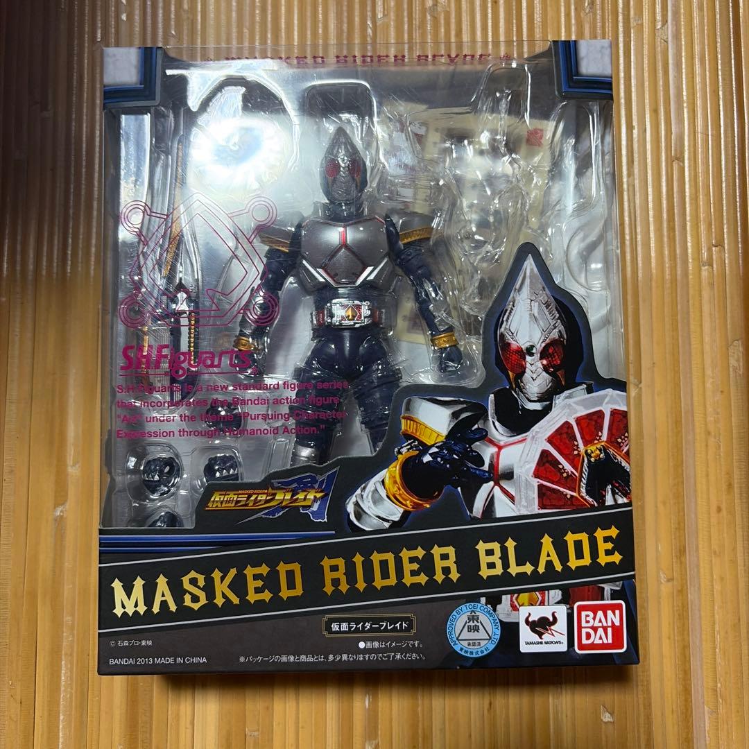 フィギュアーツ 仮面ライダー剣 ブレイド - メルカリ