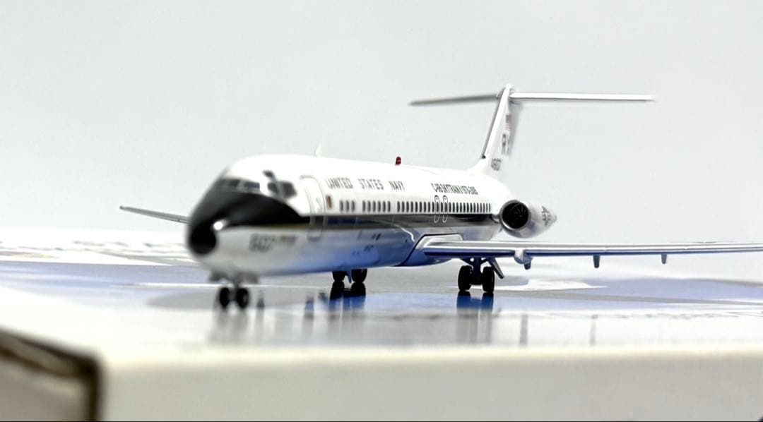 INFLIGHT 1/200 DC-9-30 アメリカ海軍C-9B - メルカリ
