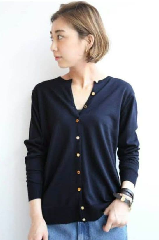 【未着用】MUSEDeuxiemeClasseクルーネックカーディガン金ボタン MUSE de Deuxieme Class クルーネックカーディガン 金ボタン - メルカリ