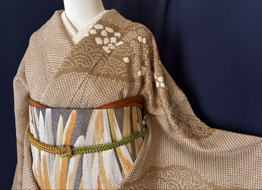 総絞り訪問着】疋田本絞り 極上品 道長手絞り手染め LLサイズ - メルカリ